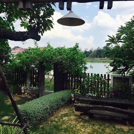 Huaymuang Apartment Ubon Ratchathani Exterior foto