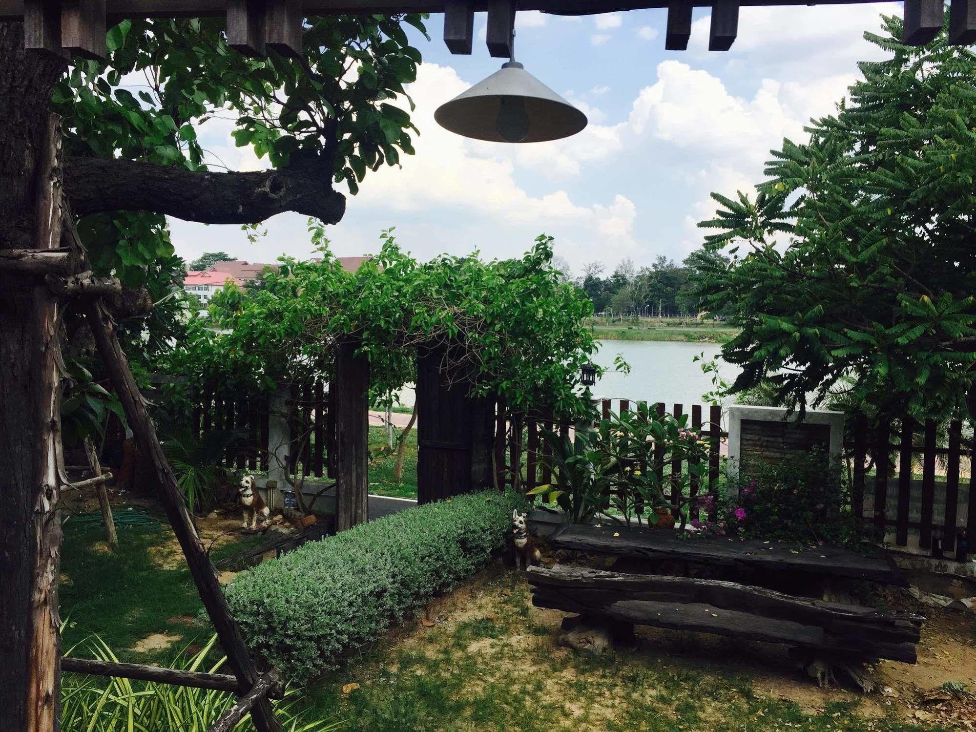 Huaymuang Apartment Ubon Ratchathani Exterior foto
